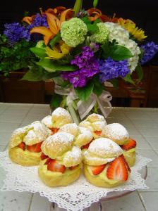 mothers-day-flowers-and-puffs